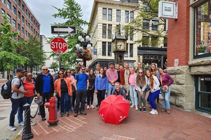Private Vancouver City Highlights Walking Tour